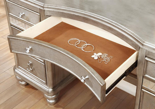 Bling Game 9-drawer Vanity Desk Metallic Platinum - imattress & ifurniture (FL)